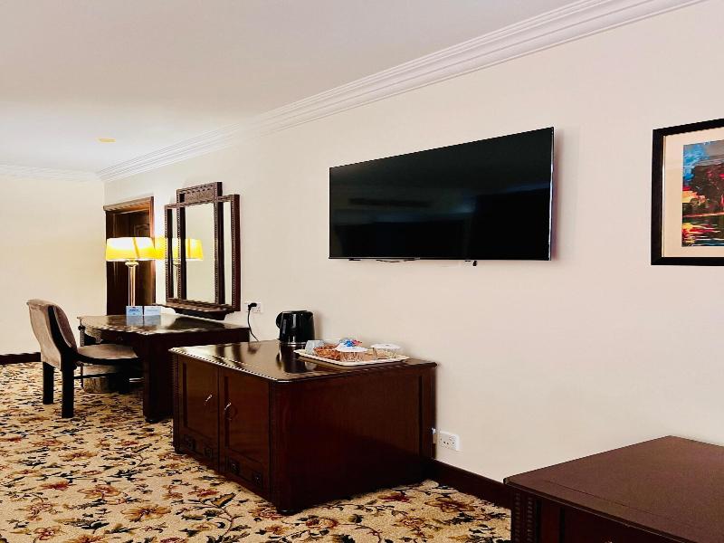 Hotel Hillview Islamabad image