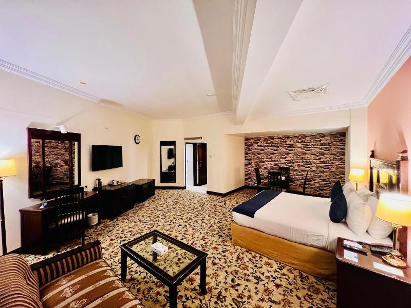 Hotel Hillview Islamabad image