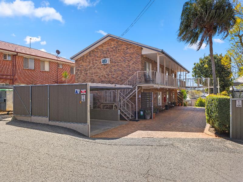 City Motor Inn image