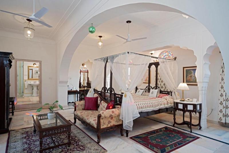 Alsisar Mahal- Heritage Palace Hotel image 7