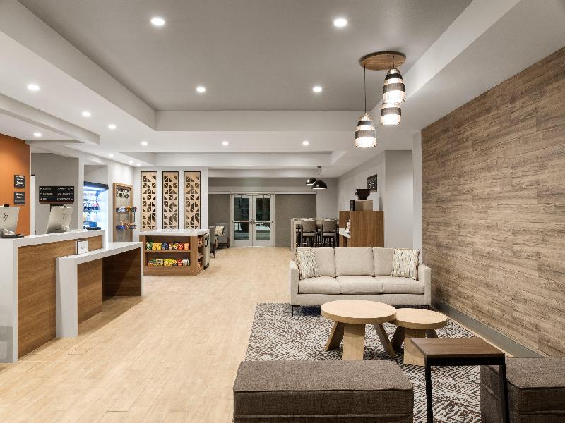 Candlewood Suites Anchorage Midtown 