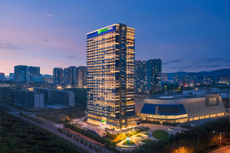 Holiday Inn Express Rizhao Oriental Colorful City  image