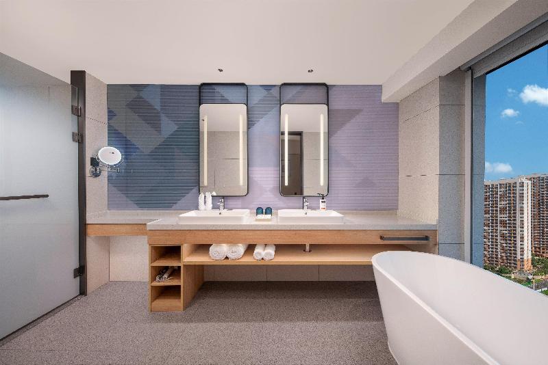 Holiday Inn Express Rizhao Oriental Colorful City  image