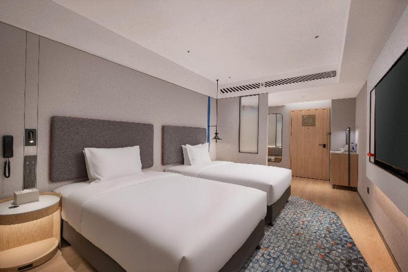Holiday Inn Express Rizhao Oriental Colorful City  image