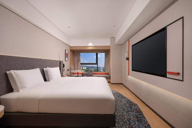 Holiday Inn Express Rizhao Oriental Colorful City  image