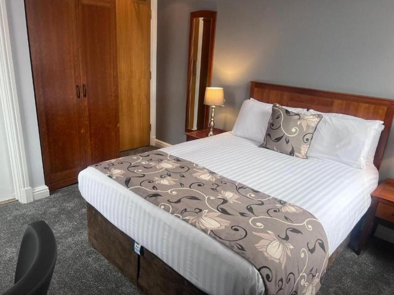 Dancenter East Midlands Airport image