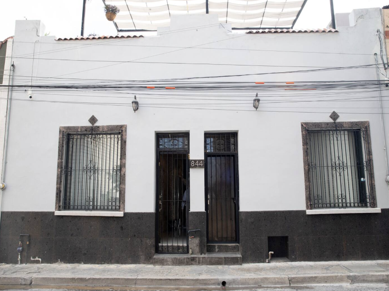 Adhoc Boutique Barrio Antiguo image