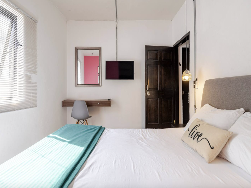 Adhoc Boutique Barrio Antiguo image