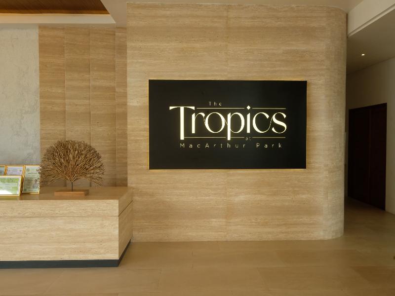 The Tropics At Macarthur Park image