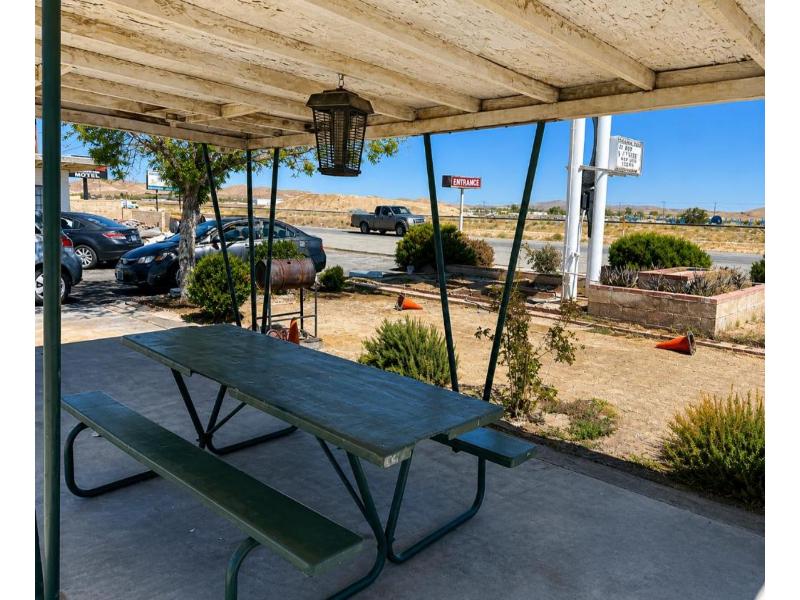 Carl's Motel — view