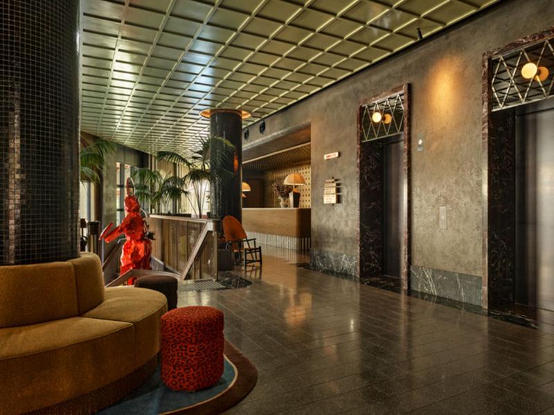 Hannah St Hotel Melbourne — view