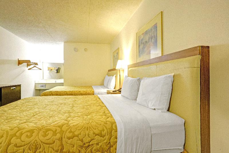 Brookville Inn OYO Dayton International Airport image