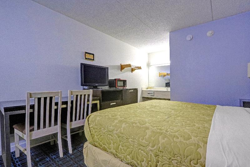 Brookville Inn OYO Dayton International Airport image