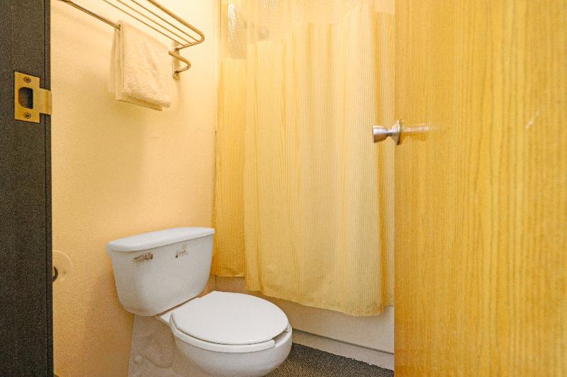 Brookville Inn OYO Dayton International Airport image
