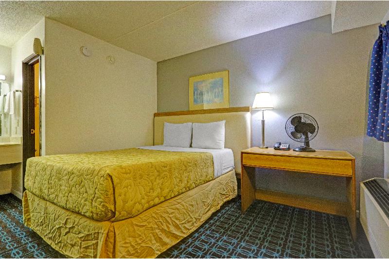 Brookville Inn OYO Dayton International Airport image