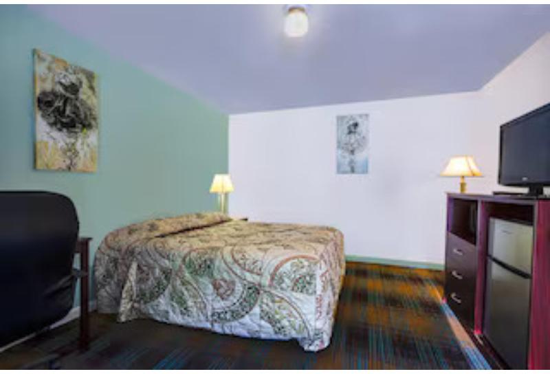 Travelers Inn by OYO Beaver, Hwy 19 image