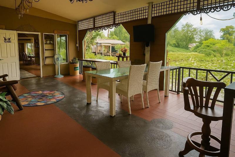 Saikaew Resort By Zuzu image