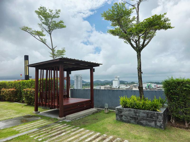 Vista Old Town Phuket By Zuzu image