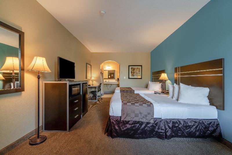 Moulton Inn & Suites By OYO Near Shiner TX image
