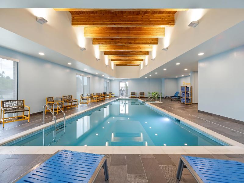 Home2 Suites by Hilton Madison East image