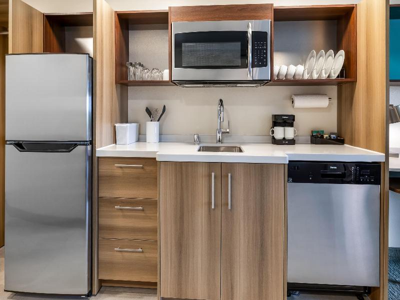 Home2 Suites by Hilton Madison East image