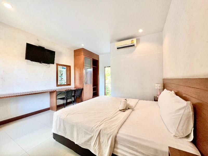 Rungreang Hotel By Zuzu image