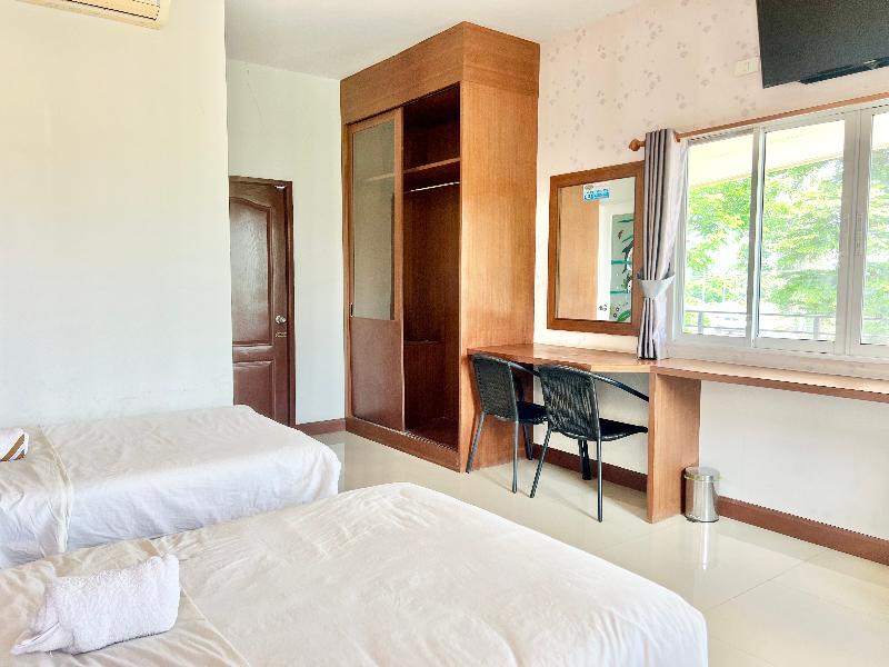 Rungreang Hotel By Zuzu image