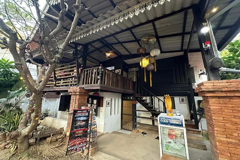 Nearthepark Boutique House By Zuzu - Image 1