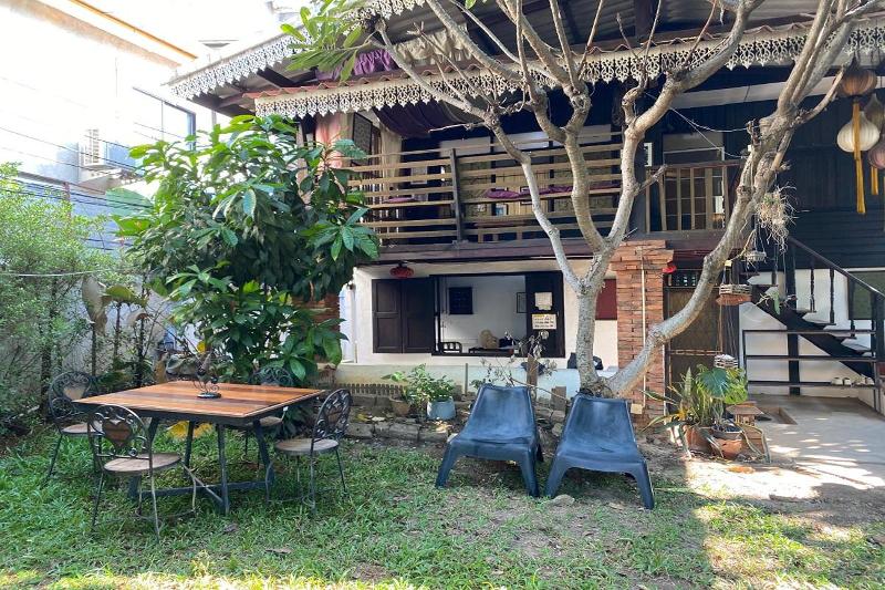 Nearthepark Boutique House By Zuzu - Image 6