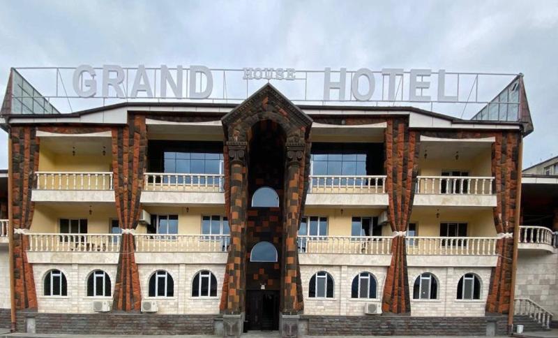 Grand Hotel Kapan image
