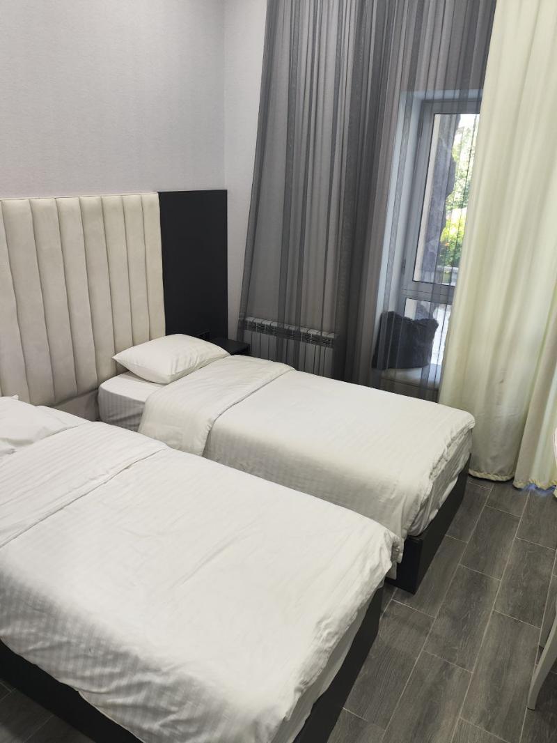 Grand Hotel Kapan image 7