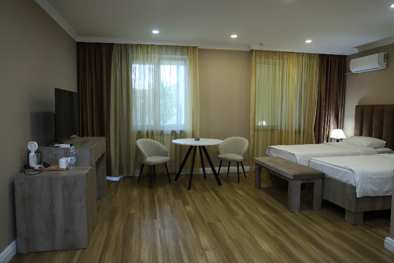 Grand Hotel Kapan image