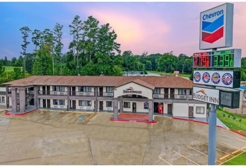Budget inn by Oyo San Augustine image