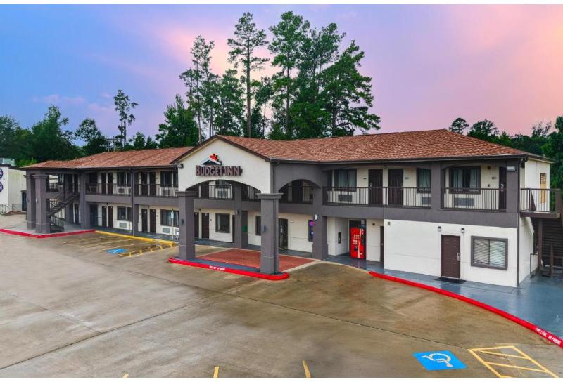 Budget inn by Oyo San Augustine image