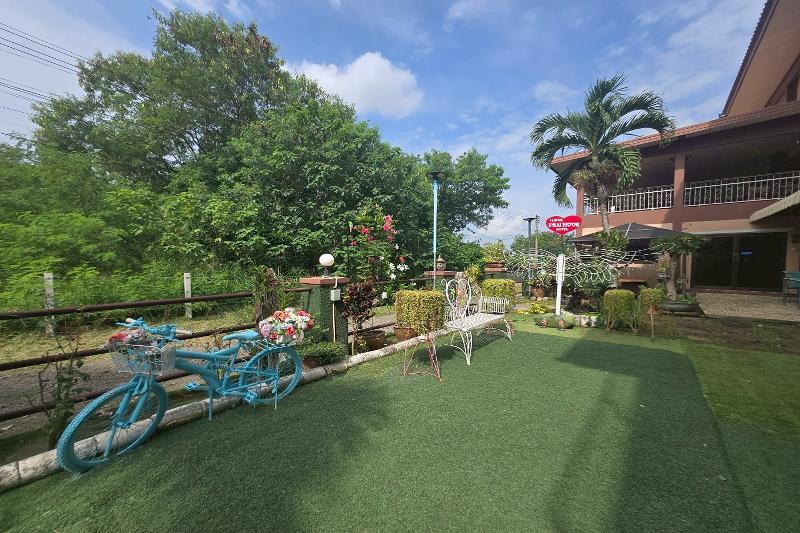 Phaiboon Hotel & Resort By Zuzu - Image 7