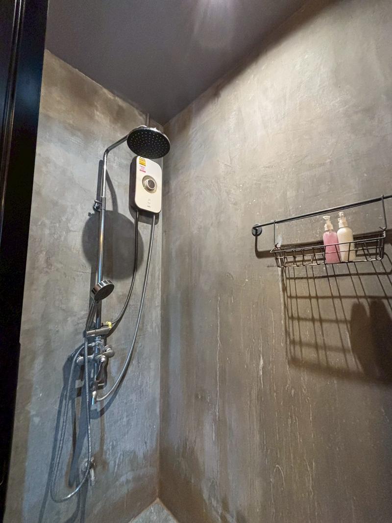 Sukhum Rajamangala-phatthanakan Rooms By Zuzu - Image 7