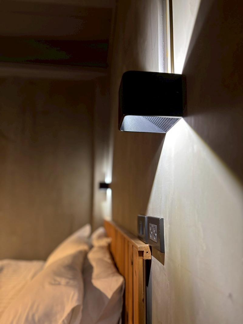 Sukhum Rajamangala-phatthanakan Rooms By Zuzu - Image 9