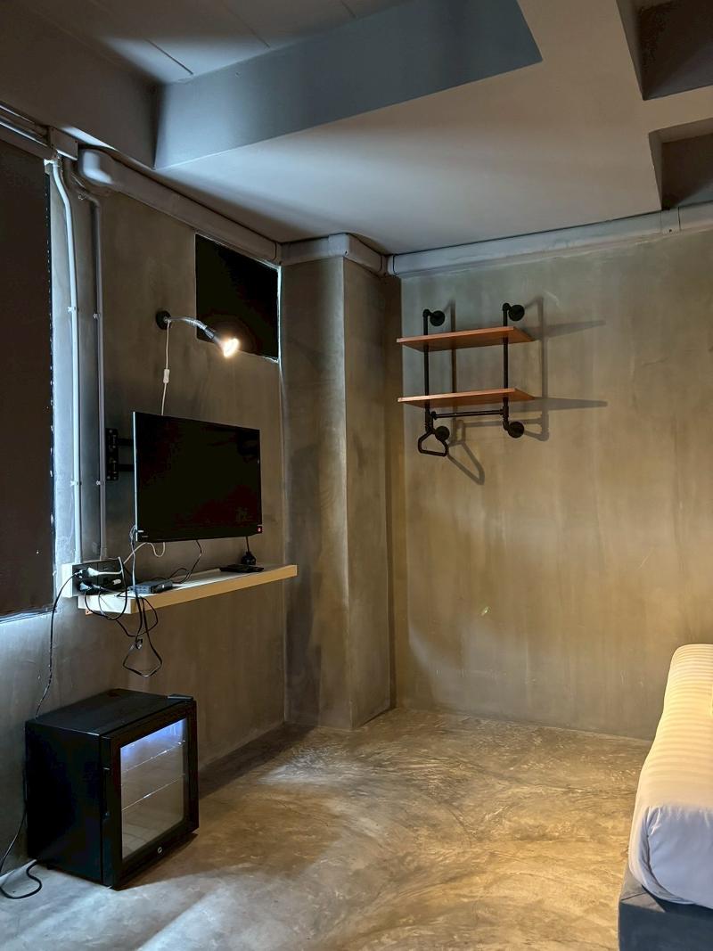 Sukhum Rajamangala-phatthanakan Rooms By Zuzu - Image 10