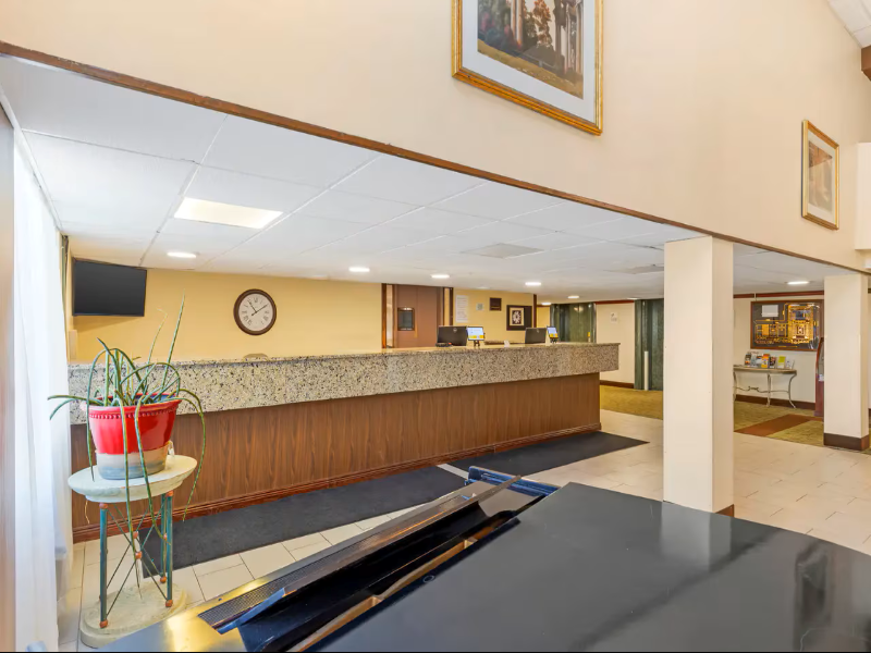 Mainstay Suites Lansing MI