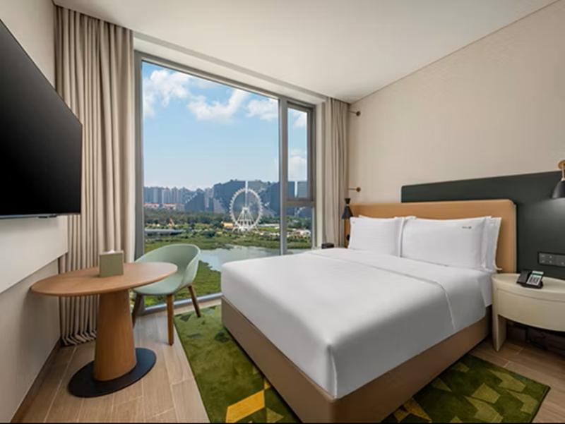 Holiday Inn Beihai Silver Beach  image