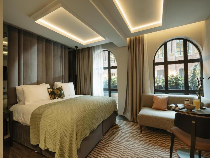 The Hobson Cambridge By Adina image
