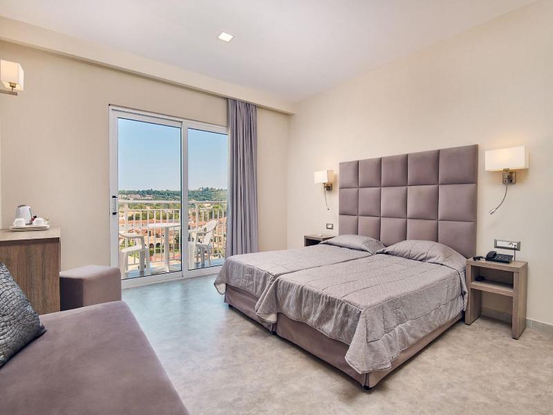 Altura Hotel Zakynthos image