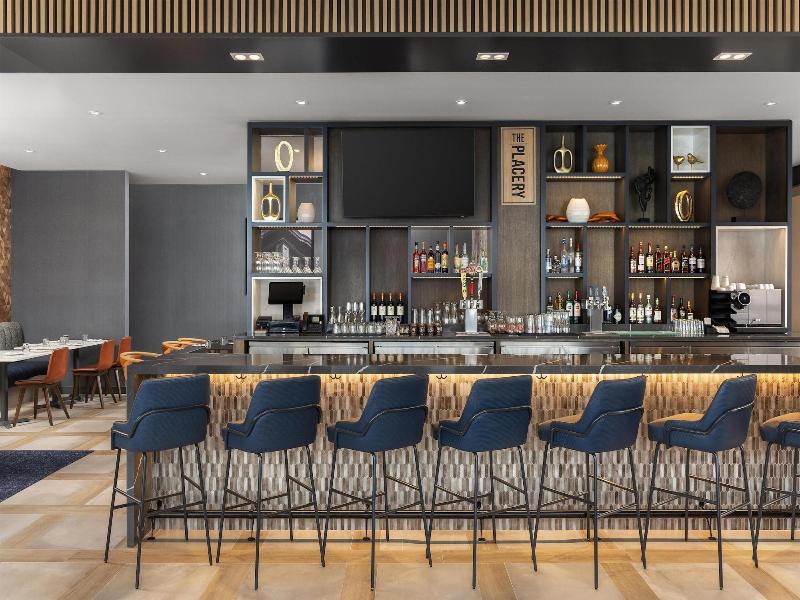 Hyatt Place Toronto Airport image