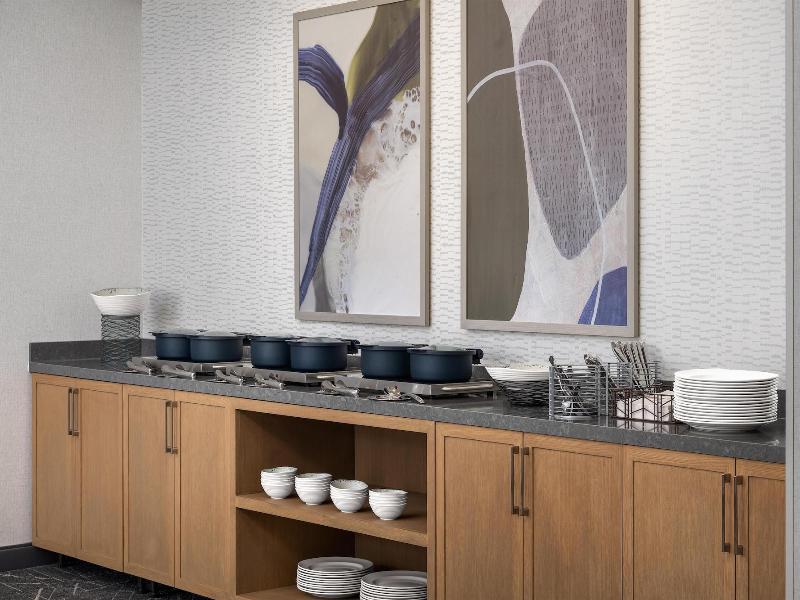 Hyatt Place Toronto Airport image