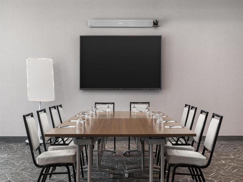 Hyatt Place Toronto Airport image