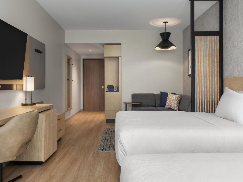 Hyatt Place Toronto Airport image