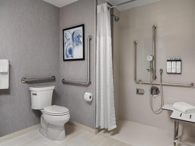 Hyatt Place Toronto Airport image