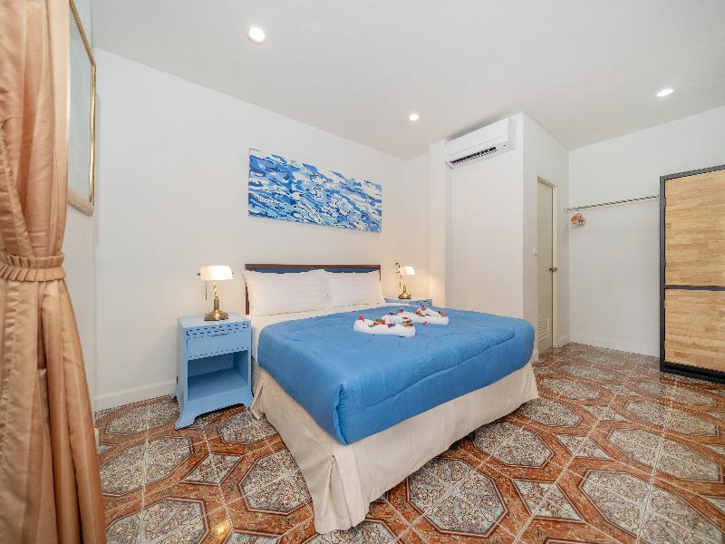 Oceanview Bungalows By Eat image
