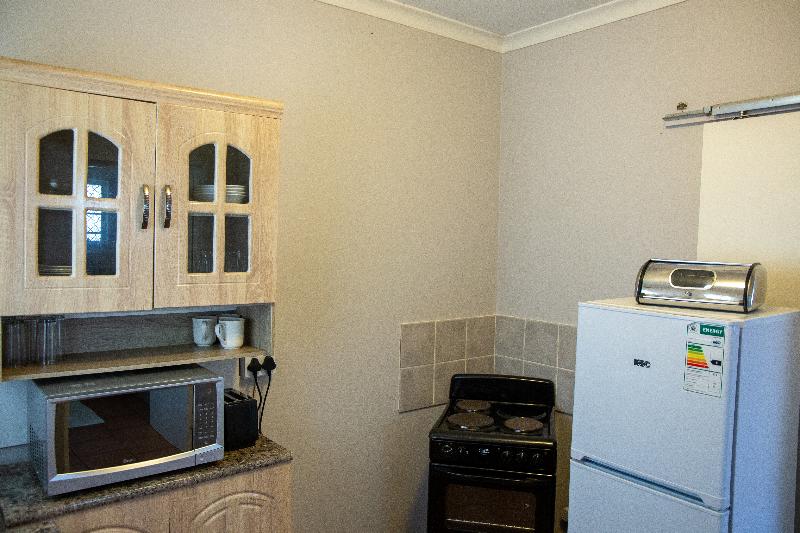 Lincoln Cottages (pty)ltd