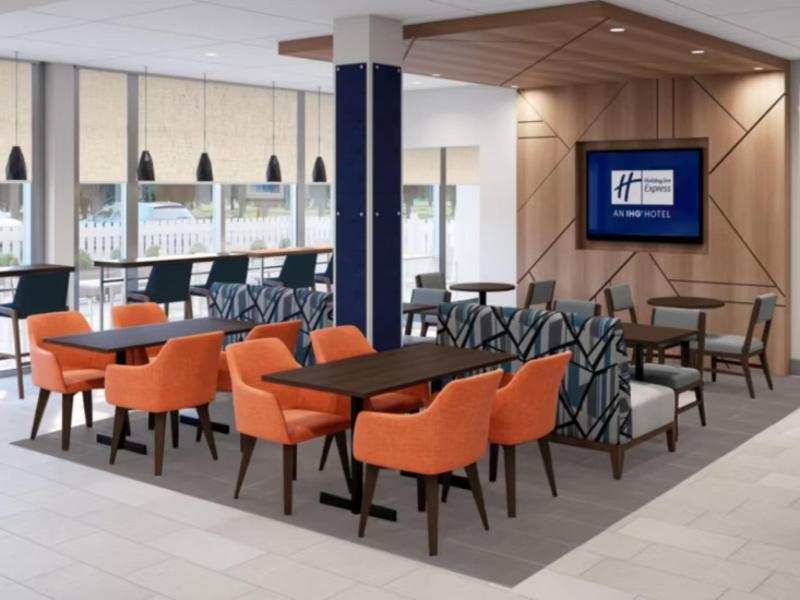 Holiday Inn Express & Suites Anchorage Midtown 